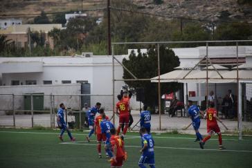 Παρέμεινε "ζωντανή" η Ελλάς Σύρου 