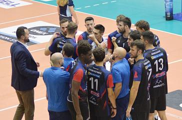 Δημήτρης Καζάζης: «Είμαστε καλύτερη ομάδα από τον Πήγασο Πολίχνης»