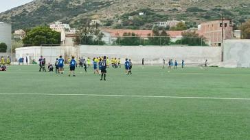 Έπαιξαν ποδόσφαιρο τα δημοτικά σχολεία της Σύρου 