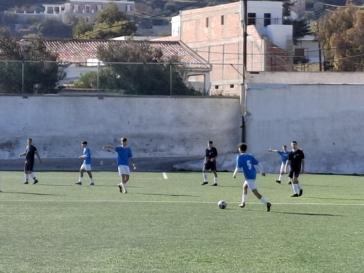 Νίκησε και προκρίθηκε το ΓΕΛ Σύρου 