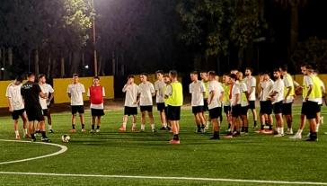 Δυνατά φιλικά για την Ελλάς Σύρου 