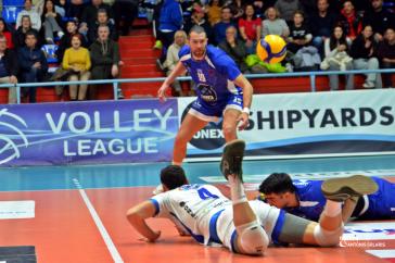 Νίκη με ανατροπή ο Φοίνικας Σύρου 