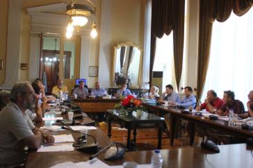 Σε «ακαθάριστο» τοπίο οι εκκαθαρίσεις