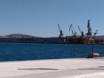 Ευθείες βολές κατά Ταβουλάρη