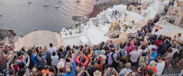 Τουριστική διαχείριση της Σαντορίνης