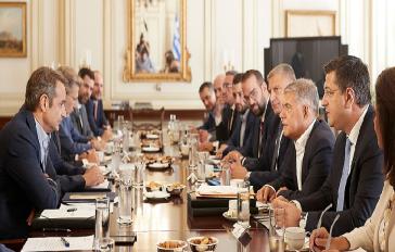 Συνάντηση του Πρωθυπουργού με τους Περιφερειάρχες