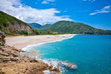 Καλοκαίρι και οι παραλίες είναι άδειες στη Θεσπρωτία