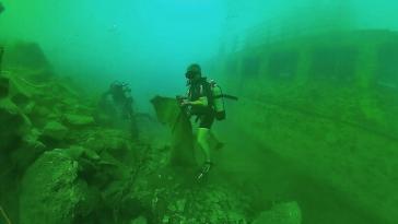 Καθαρισμός του βυθού της Σαντορίνης από την Lidl Ελλάς και το Κοινωφελές Ιδρύμα Αθανασίου Κ. Λασκαρίδη 