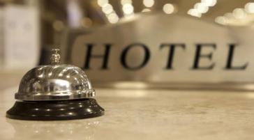 Στήριξη των επιχειρήσεων τουρισμού με τροπολογία