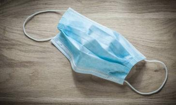 Χωρίς μάσκα από σήμερα στους εξωτερικούς χώρους