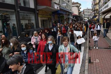Ηχηρή απάντηση των εκπαιδευτικών στην αξιολόγηση και τις απειλές Κεραμέως