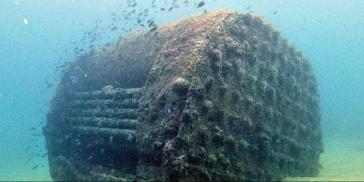 Άγνωστο ναυάγιο στο φως στην παραλία Μπάνικας στο Πήλιο