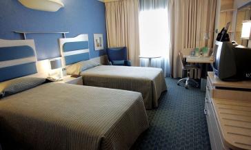 Ζητούν κανόνες και αυστηρές ρυθμίσεις για τα καταλύματα βραχυχρόνιας μίσθωσης