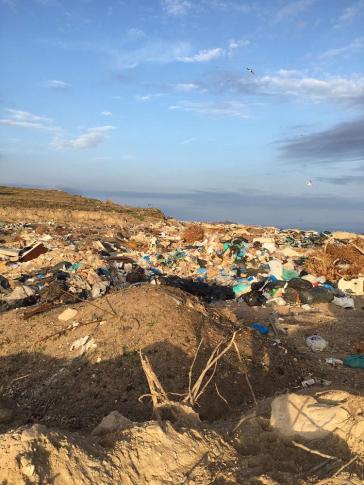 Η Λαϊκή Συσπείρωση Θήρας για τη χωματερή στη Σαντορίνη