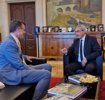 Συνάντηση του Περιφερειάρχη με τον Καναδό  Πρέσβη, Mark Allen