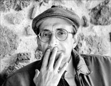 Υπογραφή σύμβασης για τον εκθεσιακό χώρο "Μάνος Ελευθερίου"