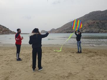 Κούλουμα στη Σύρο με χαρταετό και εδέσματα