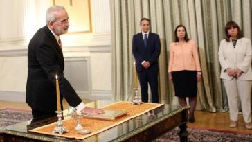 Ορκίσθηκε ο Ιωάννης Σαρμάς ως πρωθυπουργός