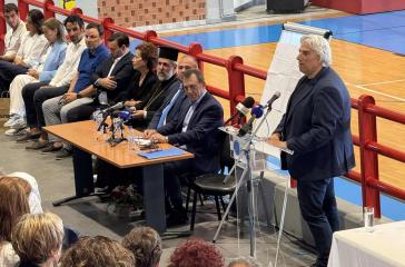 Η Τήνος αποκτάει κολυμβητήριο