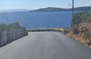 "Σφοδρή" αντιπαράθεση για τις ασφαλτοστρώσεις στο Μπατσί