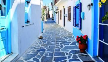 Νέες πλακοστρώσεις για μια πιο λειτουργική και όμορφη πόλη