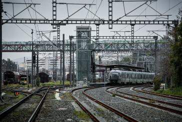 ΟΣΕ: Διαψεύδει ότι μπήκε τρένο σε λάθος γραμμή στη Λάρισα