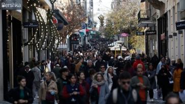 Ξεκίνησε από σήμερα το εορταστικό ωράριο – Ποιες Κυριακές θα είναι ανοικτά τα καταστήματα