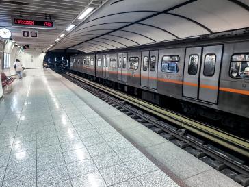 Νεκρός 65χρονος που έπεσε στις γραμμές του μετρό