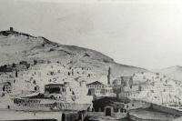 Άποψη της Ερμούπολης. W. Von Weiler, 1842. 1. Το Γυμνάσιο  2. Το Β΄ Δημοτικό Σχολείο.